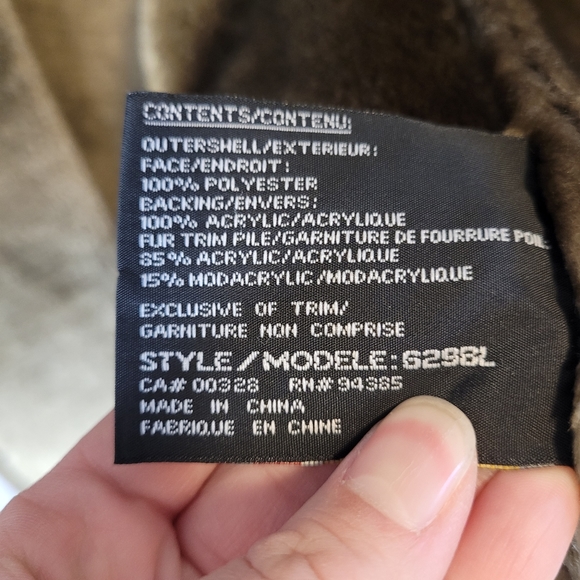 Vintage Vegan Long Coat (Medium) - Picture 9 of 9